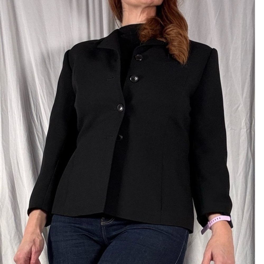 Form Enhancing Black Blazer Y2K